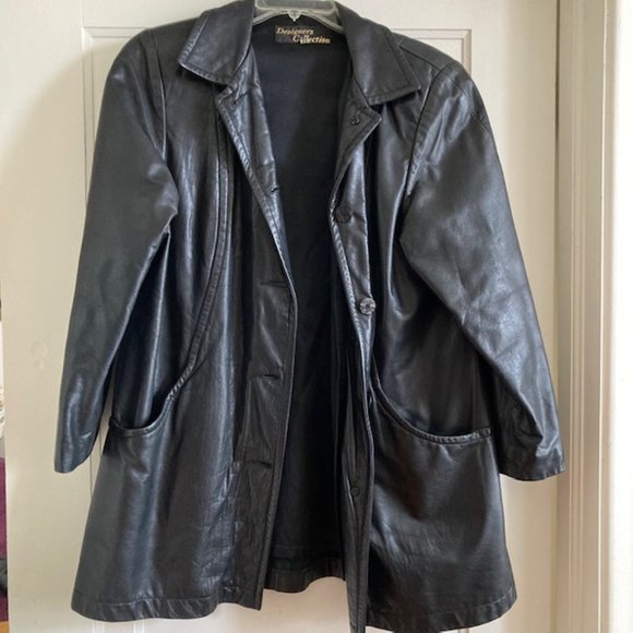 Ladies 3/4 length vintage black leather coat excellent. - Picture 7 of 7